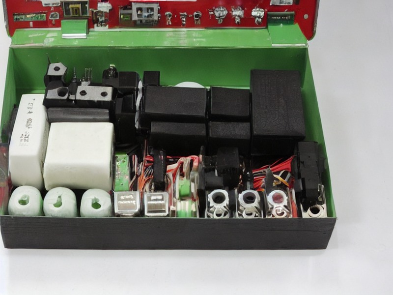 pg模拟器 EEPROM资料库技术资料 1
